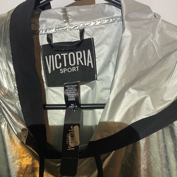 Victoria’s Secret Sport Hoodie NWT - Picture 4 of 5